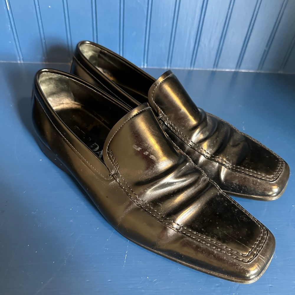 Prada , mens classic shoes in black , men’s size 7.5